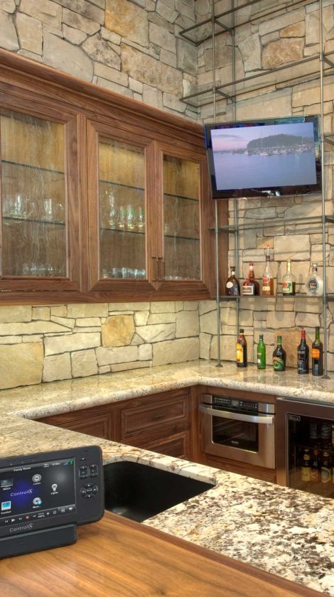 Hood Branco Innovations, Home Bar, Television, Smart Home Control